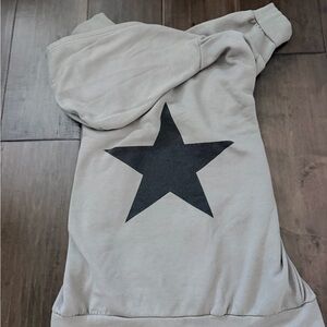 SHEIN Gray Sweatshirt with Black Star